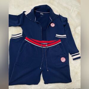 Woman’s FILA Joggers set